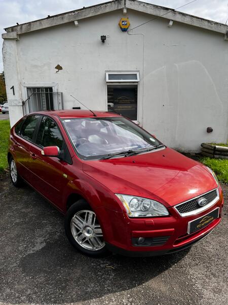 FORD FOCUS 2.0 Ghia