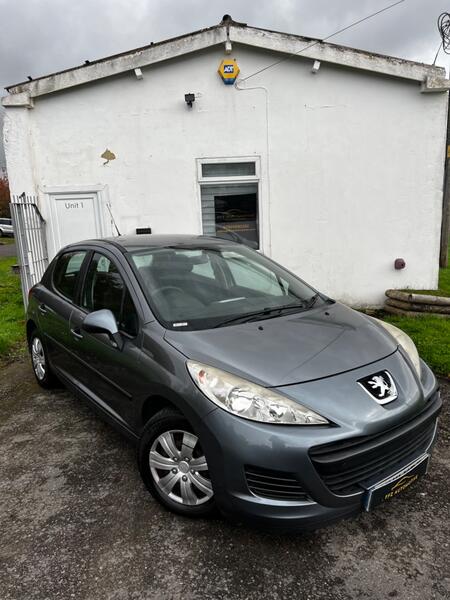 PEUGEOT 207 1.4 S