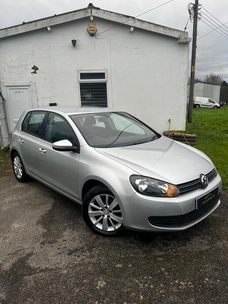 VOLKSWAGEN GOLF 1.4 TSI SE